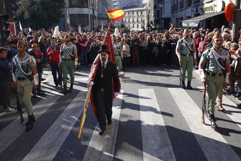 imagen-pendon-castilla-alcalde-granada