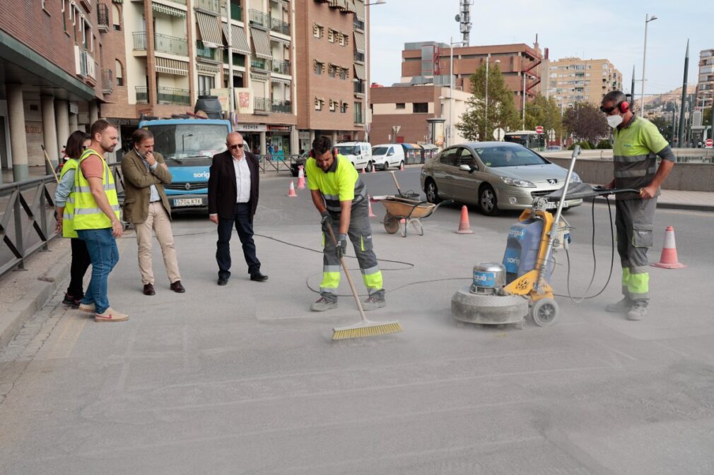 intervencion-mejora-pavimento-rotondas-ayuntamiento-granada