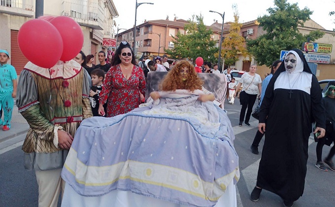 pasacalles halloween en otura