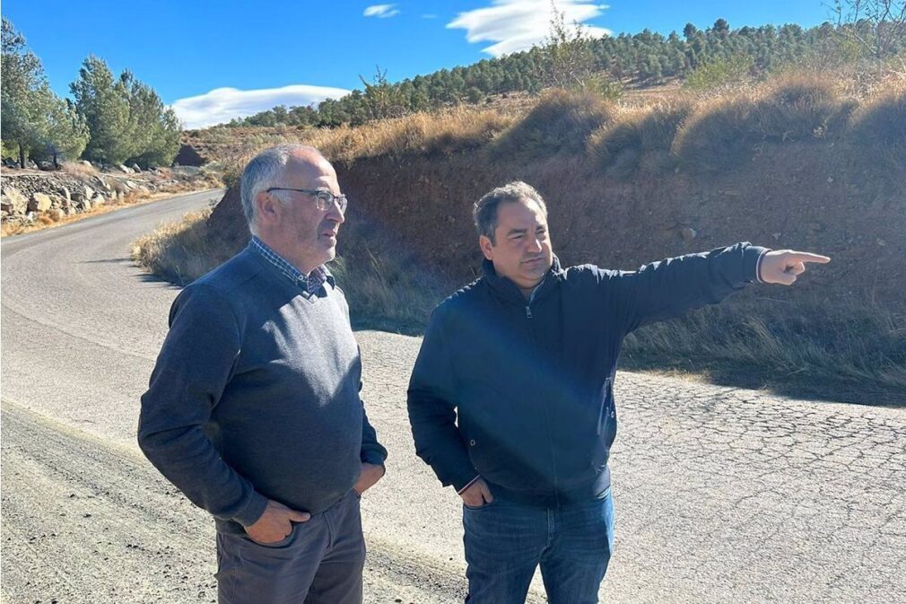 Granada.- PP pide a Diputación que asuma la titularidad de la carretera que une Lugros con Cogollos de Guadix