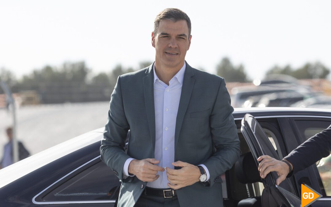 Sánchez convoca a eléctricas a una reunión tras advertir que exigirá responsabilidades