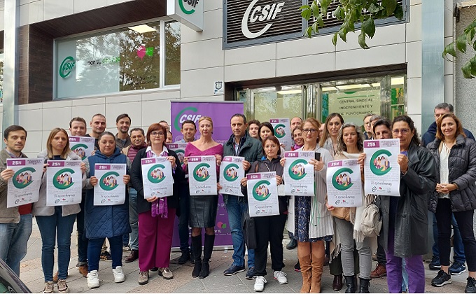 Minuto de silencio 25N CSIF Granada Violencia de Género (1)