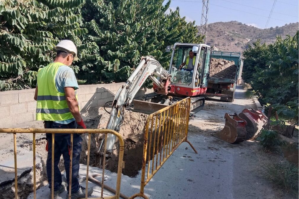 Granada.- Comienzan los trabajos para la recarga del acuífero de Almuñécar