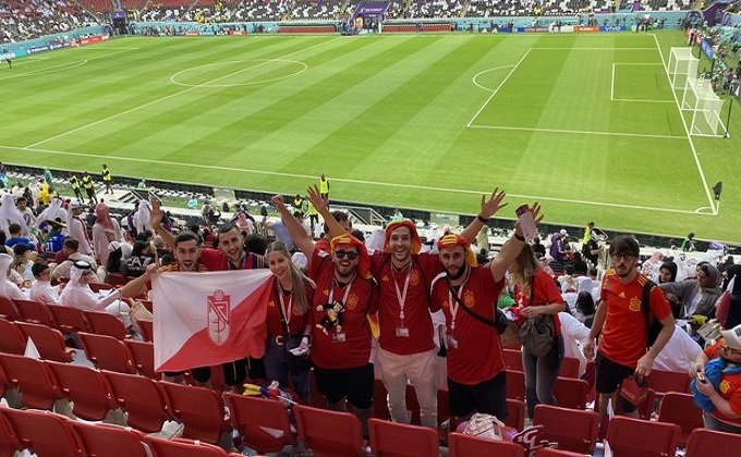 bandera granada cf en mundial catar foto alex alguacil