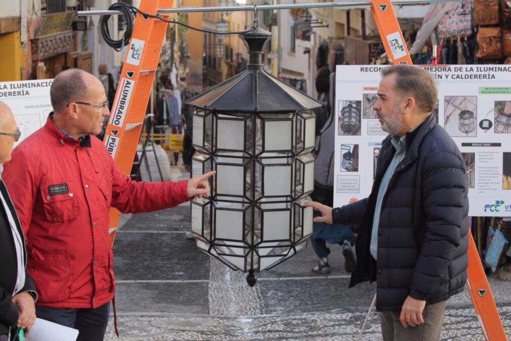 jacobo-calvo-presentacion-nuevas-luminarias-centro-granada-ayuntamiento