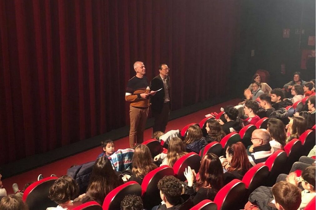 Granada.- El Teatro Alhambra retoma las funciones para centros docentes con el espectáculo de danza 'Loop'