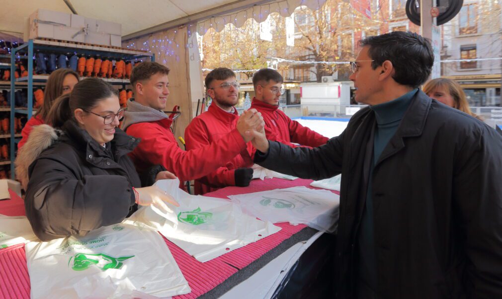 Paco Cuenca poblado navideño 2022