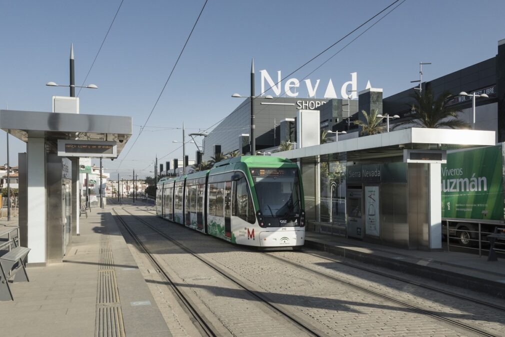 Metro Granada Parada Sierra nevada