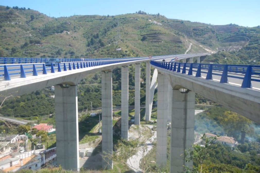 autovia-granada-viaducto-rio-verde-carretera-motril