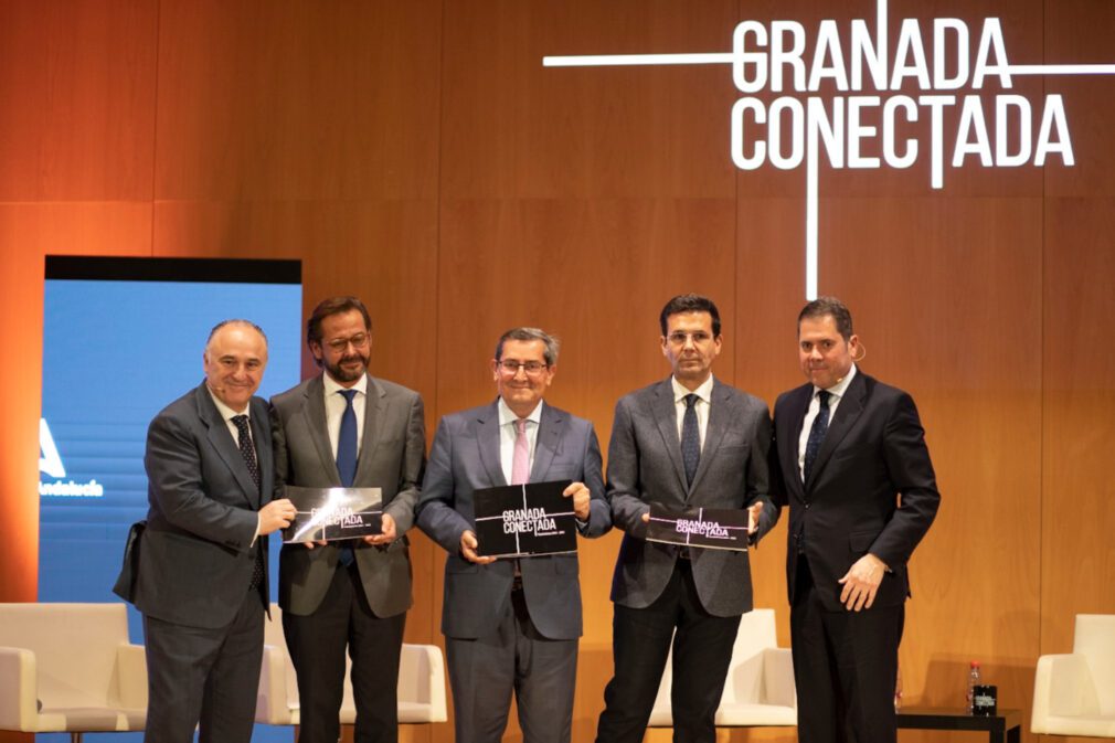 granada-conectada-entrega-conclusiones-ayuntamiento