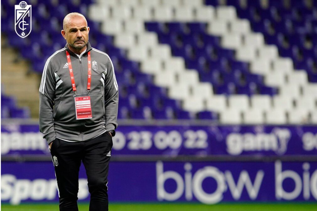 paco-lopez-granada-cf-real-oviedo