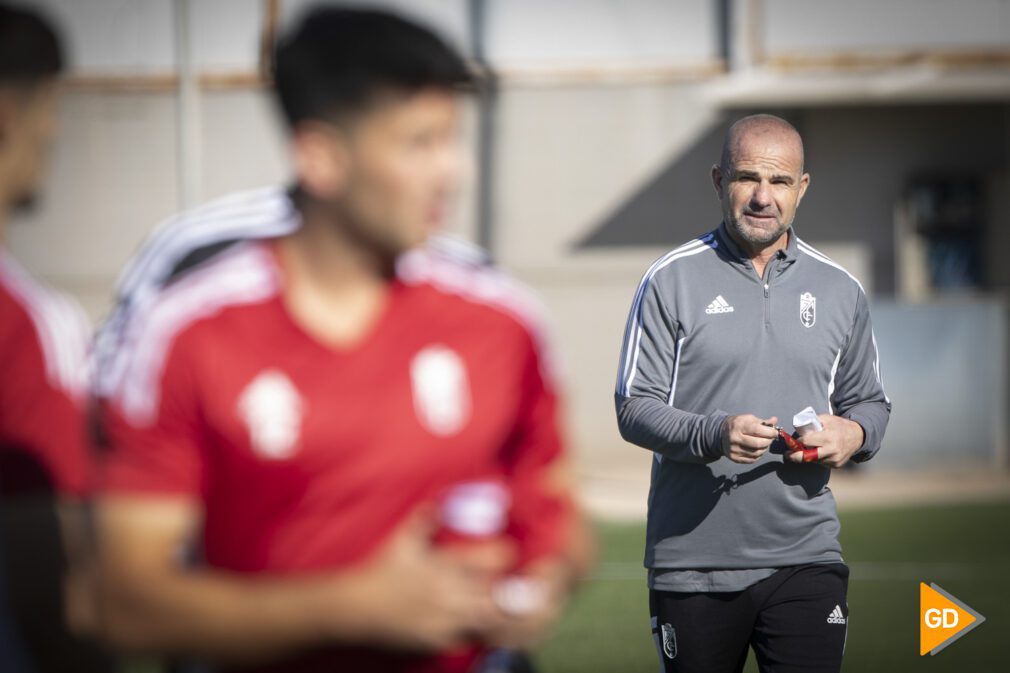Primer entrenamiento de Paco Lopez como entrenador del Granada CF