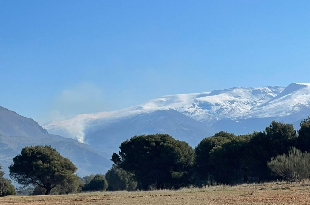 incendio forestal monte bajo güejar sierra desde llano de la perdiz foto gd