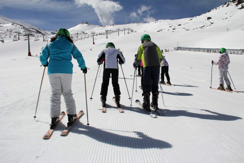 programa-dia-esqui-sierra-nevada-niños-nieve-diputacion-granada