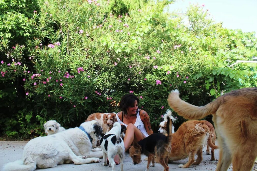Pepa Tenorio con sus perros