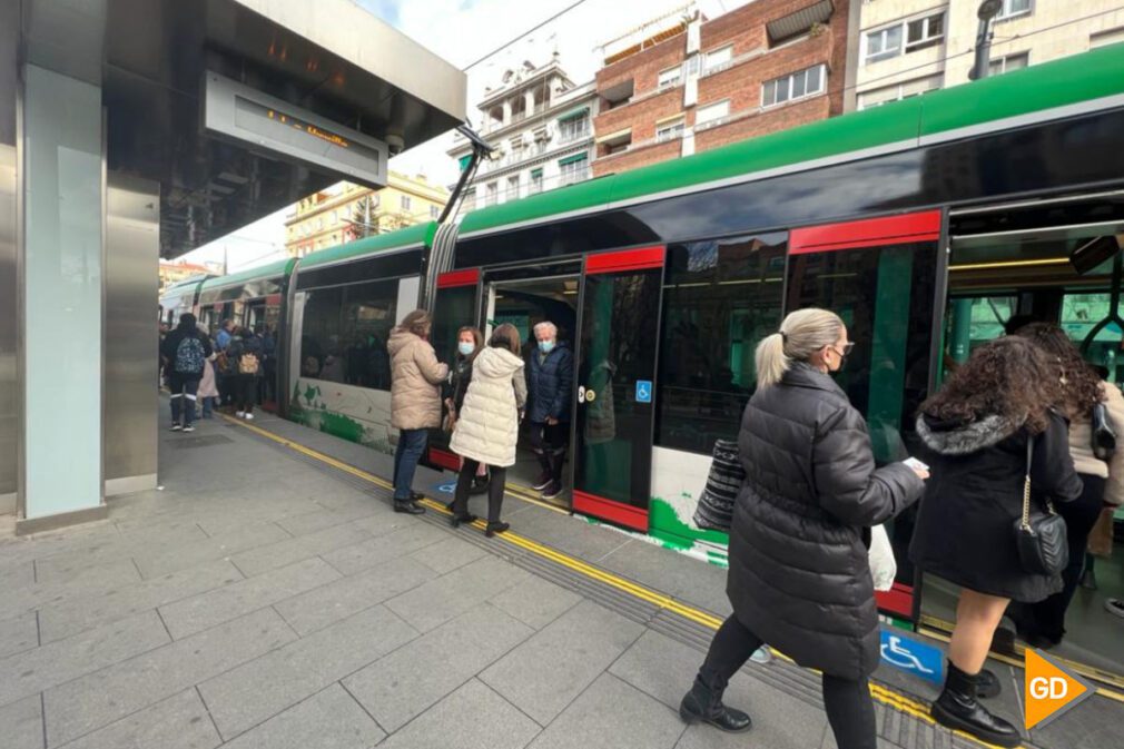 Mascarilla transporte público metro