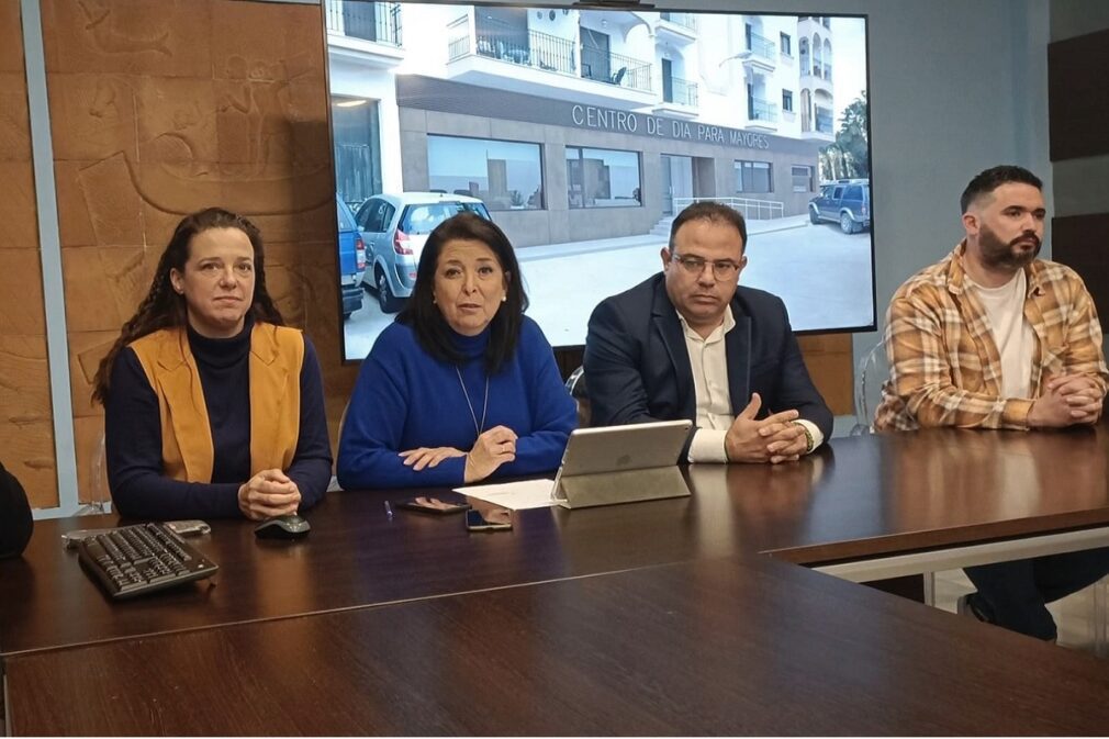 PRESENTACION PROYECTO DIA PARA MAYORES EN ALMUÑECAR 23