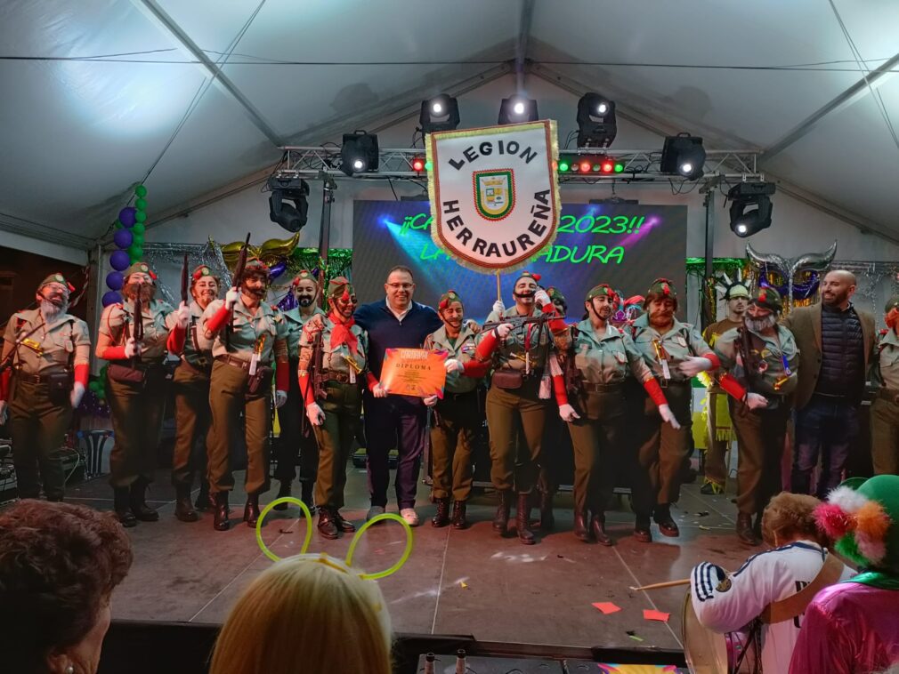 PRIMER PREMIO CARNAVAL LA HERADURA GRUPO LARGO 2 B 23