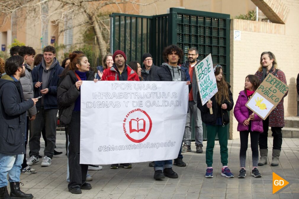 Protestas en el IES Albayzín infraestructuras frío