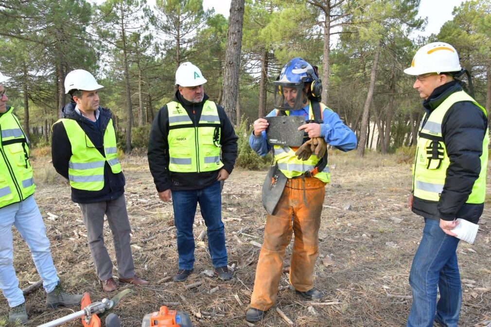 Granada.- La Junta intensifica los tratamientos preventivos frente a los incendios forestales en 15 municipios