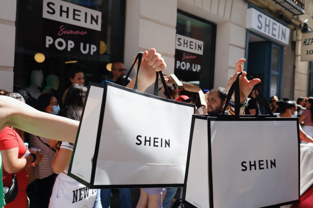 Colas kilométricas en la apertura de la primera tienda de Shein en Madrid