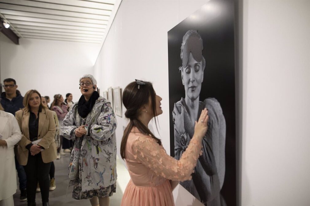 Granada.- Llega a Motril la exposición de la Fundación ONCE que difunde las obras de artistas con discapacidad