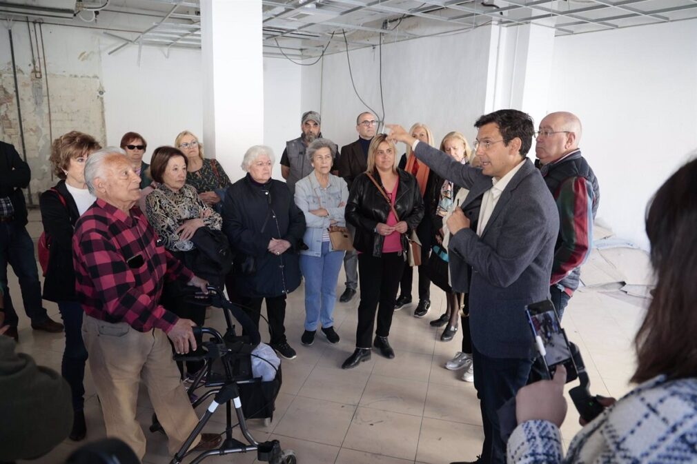 Granada.- El Ayuntamiento dota al Zaidín de un nuevo centro para actividades y talleres con mayores