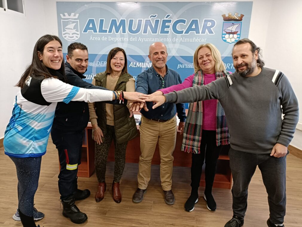 TODOS UNIDOS CONTRA EL CANCER EN LA JORNADA LUDICO DEPORTIVA ALMUÑECAR 22