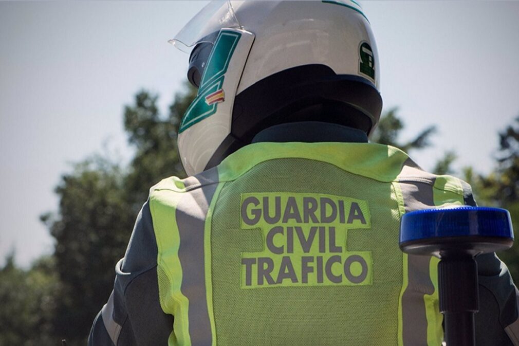 agente guardia civil trafico