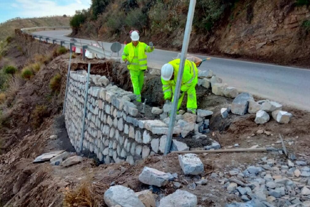 obras emergencia carretera granada por daños temporal