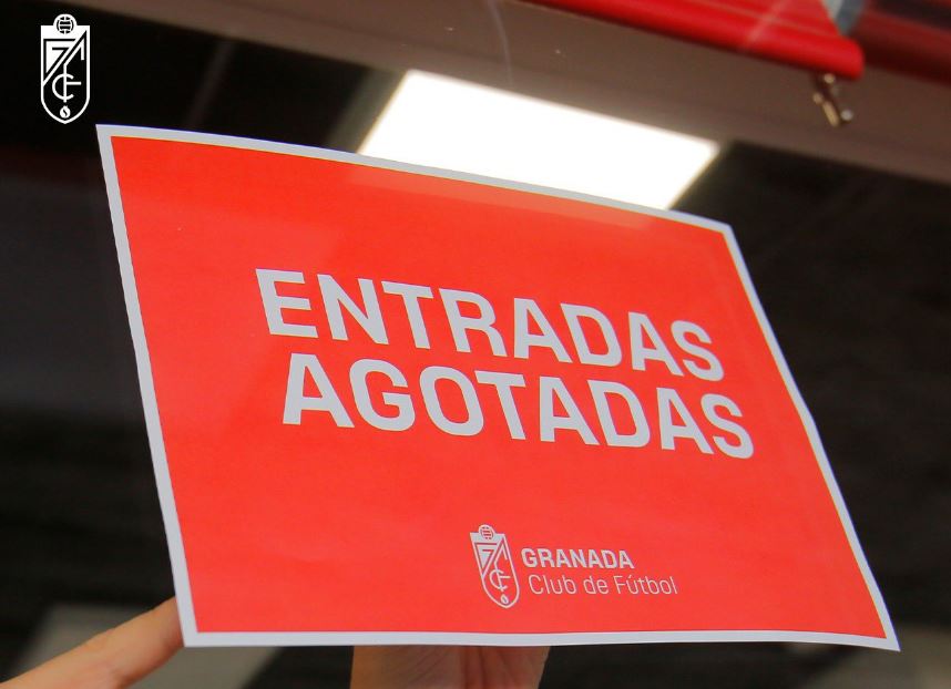 Entradas agotadas Granada CF-SD Eibar cartel de no hay billetes en Los Cármenes