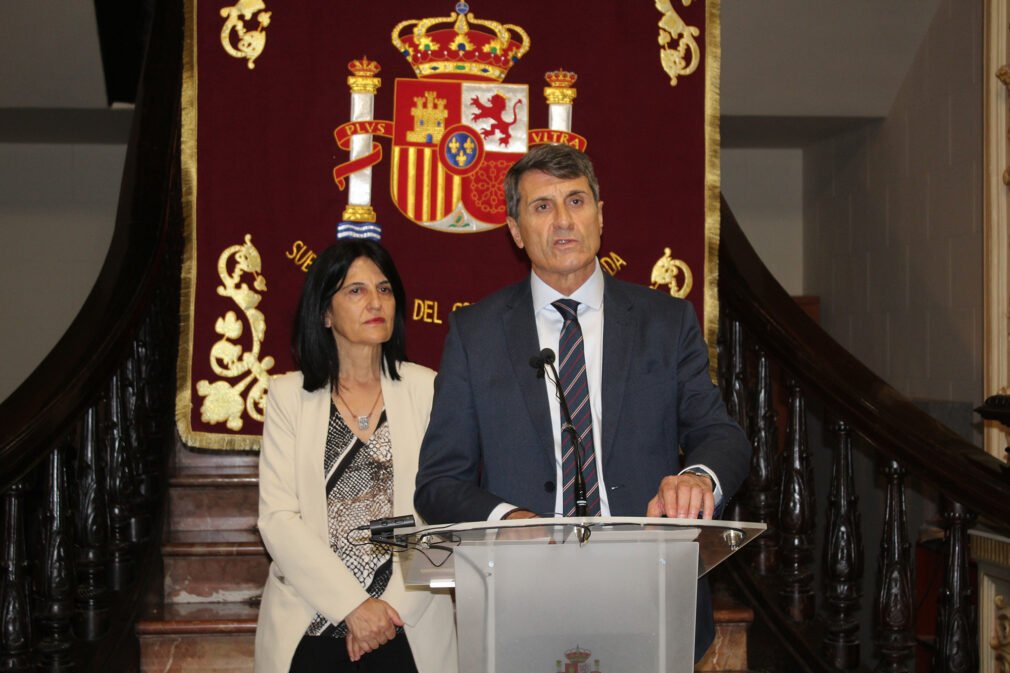 Pedro Fernández e Inmaculada Calahorro
