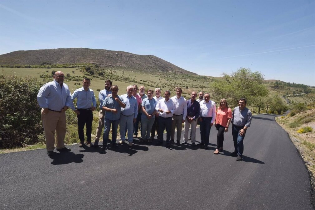 Finalización de obras ed asfaltado en la carretera de El Purche