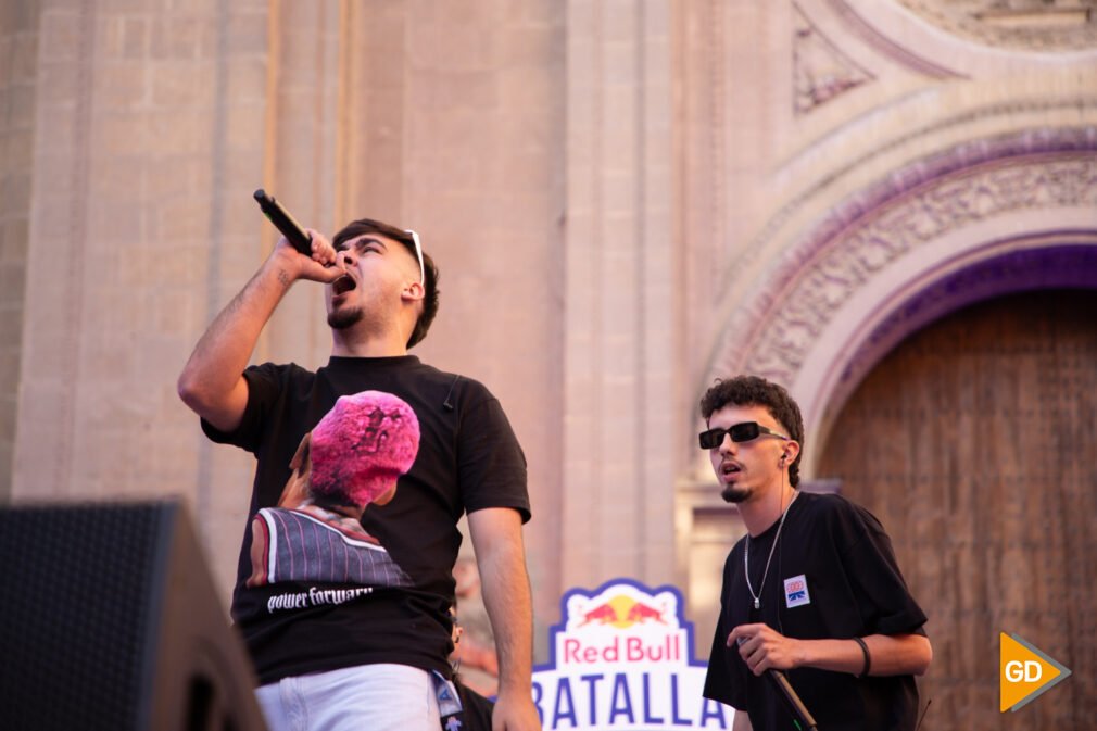 La Red Bull Batalla llena de rap la Plaza de las Pasiegas - Celia Pérez-6