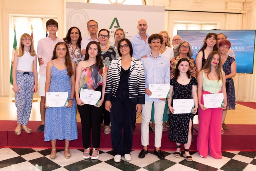 Granada.- Educación.- Siete alumnos granadinos son galardonados con los Premios Extraordinarios de Bachillerato