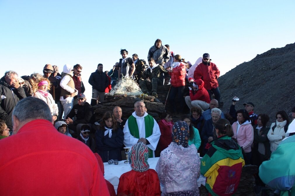 romeria virgen de las nieves monachil