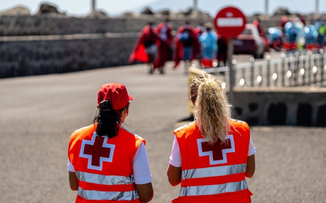 Cruz Roja asiste en Motril hasta julio a mil rescatados en pateras, más que en todo 2022
