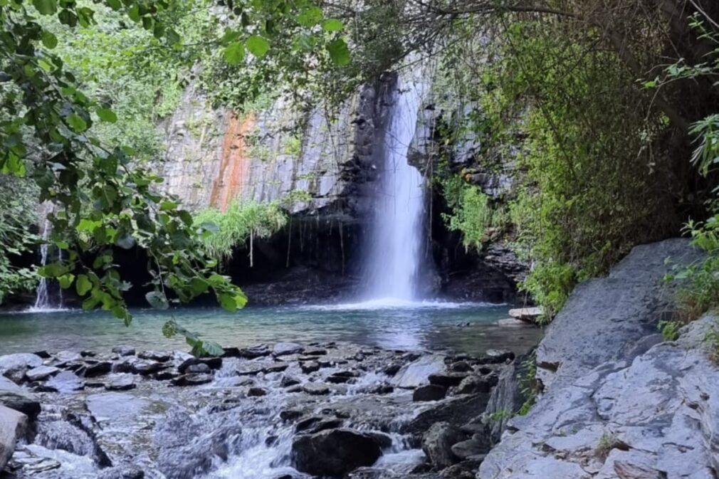 cascada rio poqueira