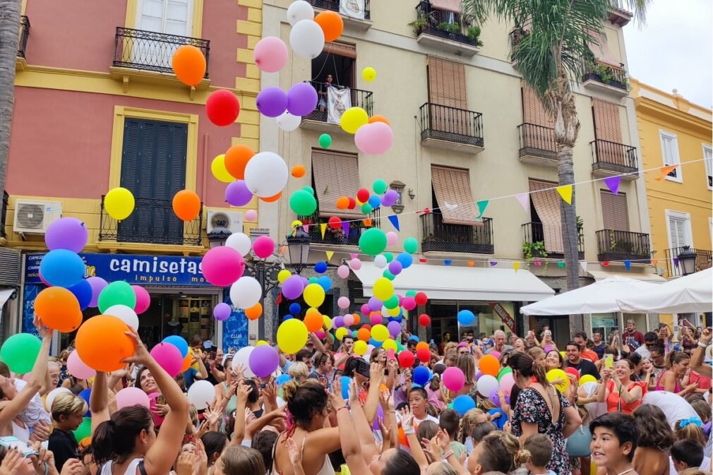 SUELTA DE GLOBOS INAGURACION FIESTAS ALMUÑECAR 23