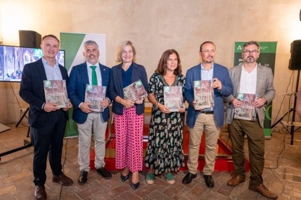 Granada.- La revista 'Andalucía en la Historia' dedica su número 80 a los viajeros por Andalucía