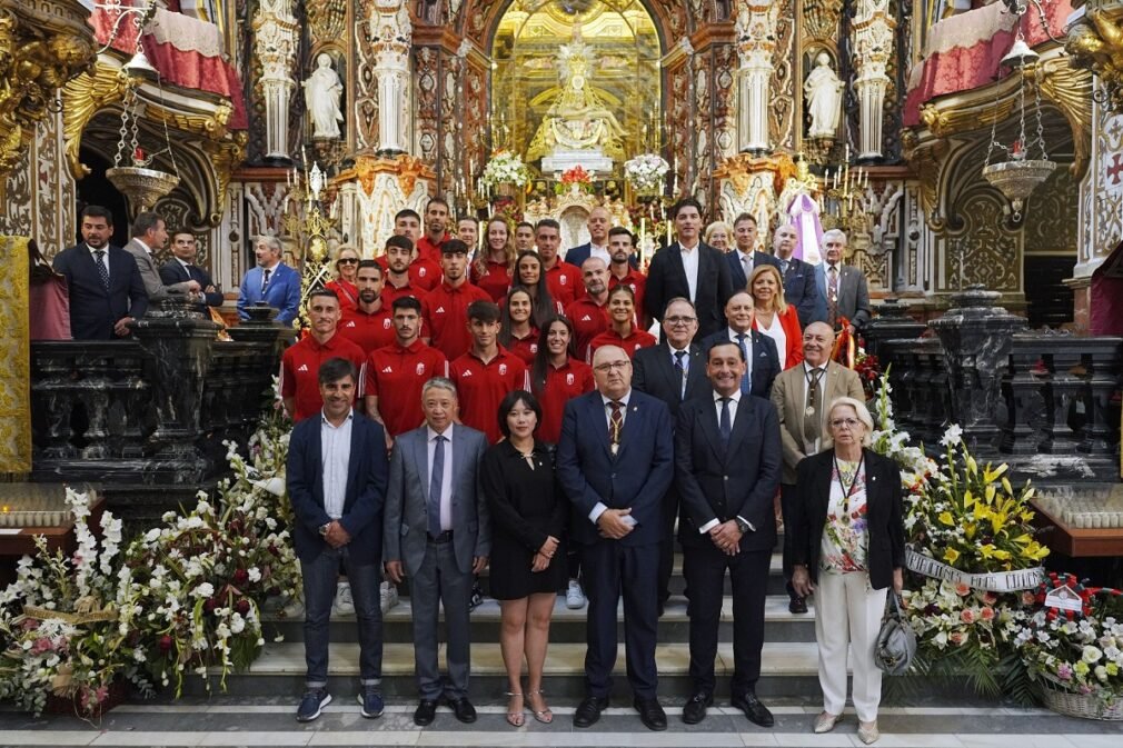 ofrenda floral granada cf