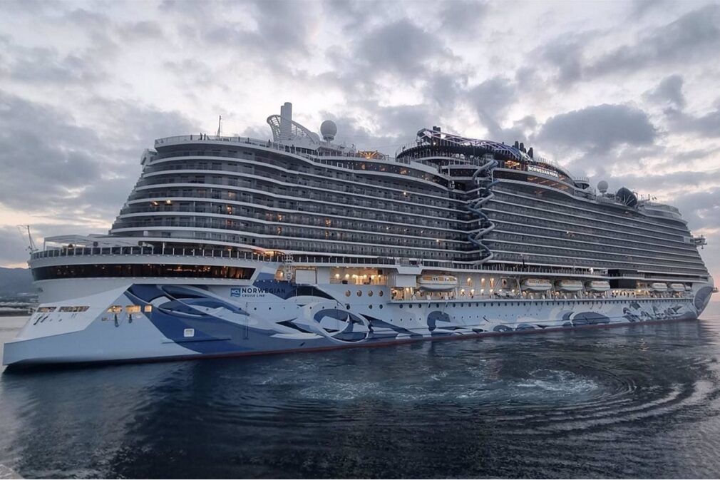 Granada.- Puertos.- Turismo.- Un nuevo crucero de gran capacidad llega al Puerto de Motril con más de 3.000 pasajeros