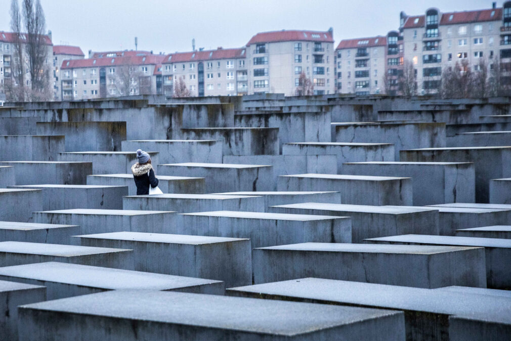 Alemania.- La Justicia alemana multa con 3.200 a un hombre por destrozar el monumento al Holocausto de Berlín