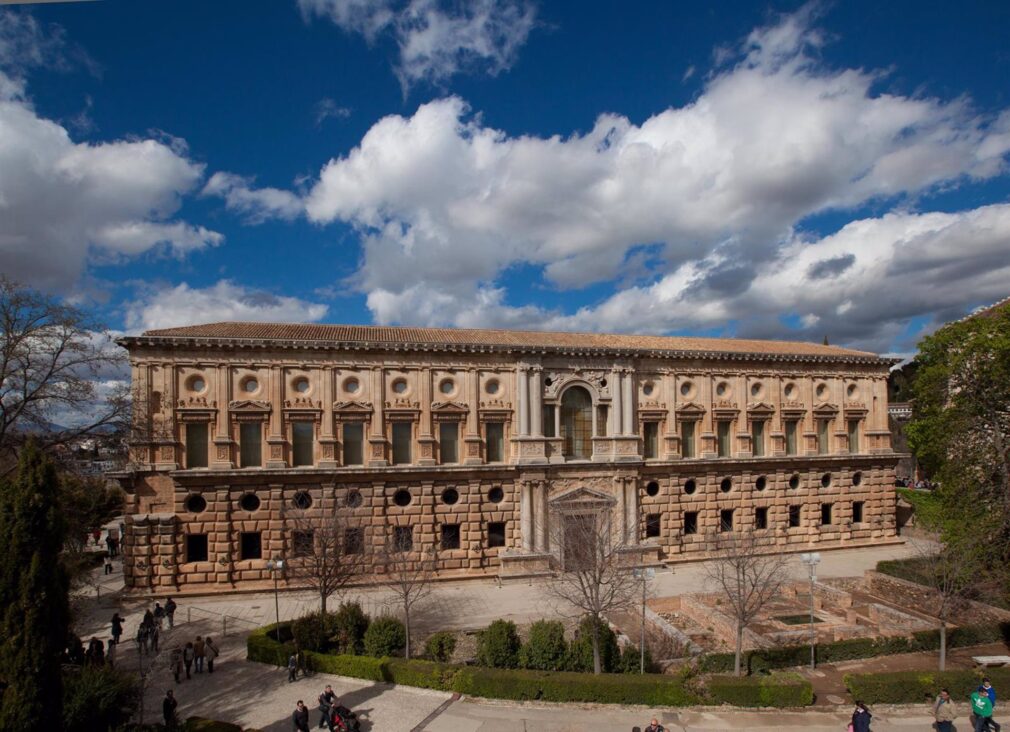Granada.- Cumbre.- La Alhambra amanece en silencio con los preparativos de seguridad para recibir a los mandatarios