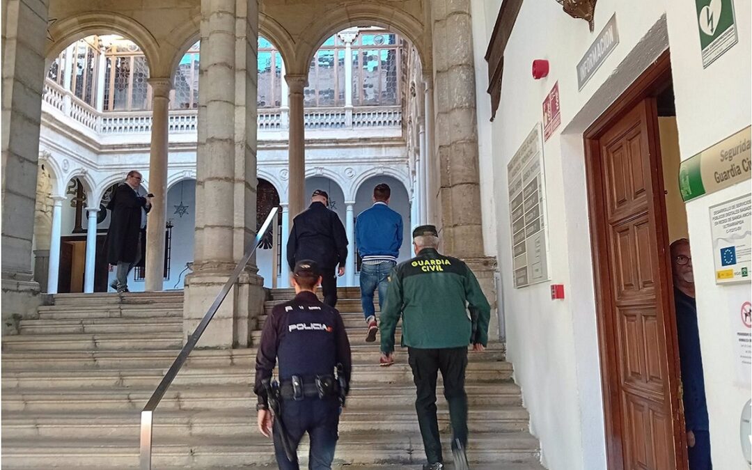 El conductor reconoce que atropelló intencionadamente al ciclista que le recriminó un adelantamiento en Quéntar