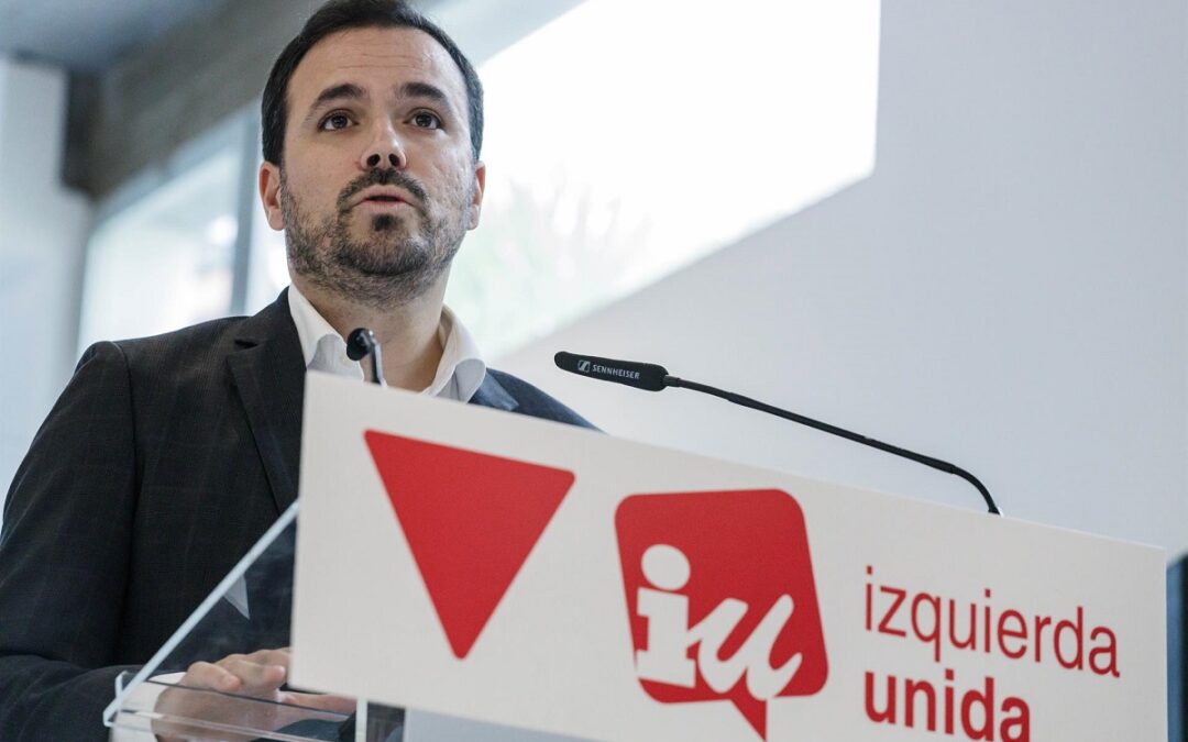 Alberto Garzón deja el liderazgo de IU y sale de la primera línea política