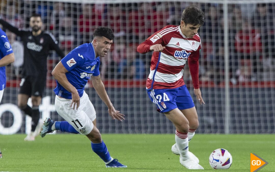 Paco López asienta su centro del campo