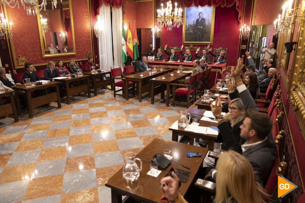 Pleno extraordinario en el Ayuntamiento de Granada por la amnistia