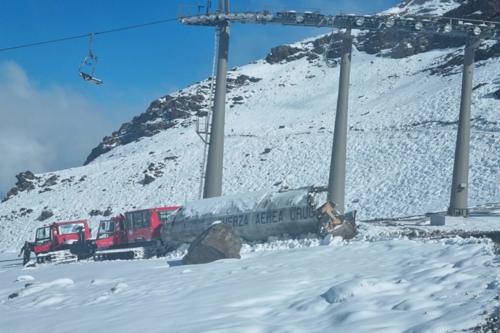 Equipos en Sierra Nevada de La Sociedad de la Nieve