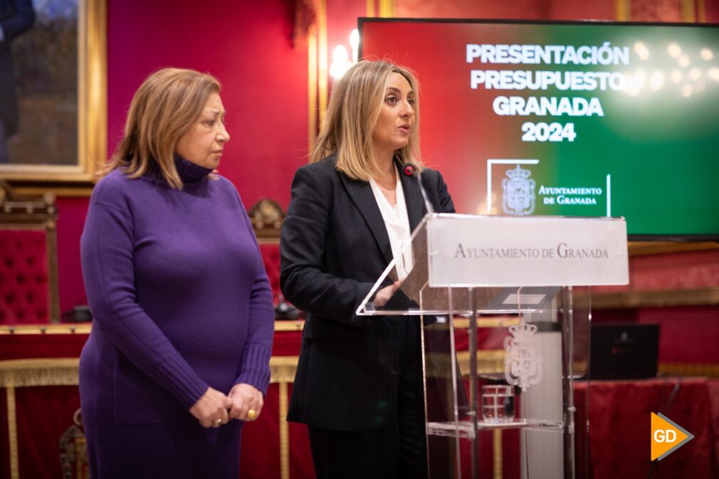 Foto Antonio L Juarez - Presentacion Presupuesto Granada 2024 - 1